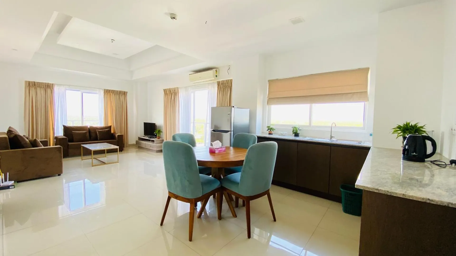 Eco Breeze Negombo Appartement